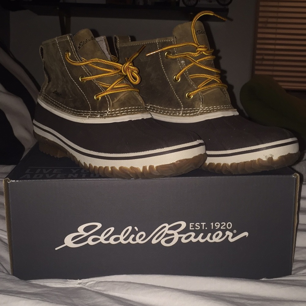 Brand New Eddie Bauer Boots!